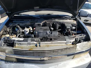 1999 Chevrolet Astro with VIN 1GNDM19W5XB105304, listed as a Copart auction lot 83521934 with 207,384 mi miles and Salvage Title. Bid and sale history available at carsss.com. Image 13.