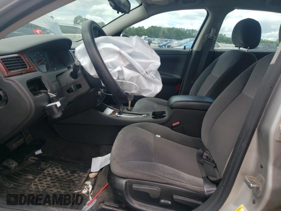 2008 Chevrolet Impala LS z VIN 2G1WB58N681355961, wystawiony jako Copart lot #58925385 z przebiegiem 109 650 mil mil oraz Szkoda całkowita • Salvage title. Historia ofert i sprzedaży dostępna na DreamBid. Obrazek 7.