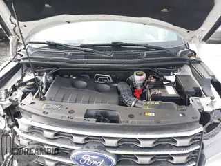 2016 Ford Explorer with VIN 1FM5K8BH5GGB63791, listed as a IAAI auction lot 41146771 with 205,423 mi miles and . Bid and sale history available at carsss.com. Image 10.
