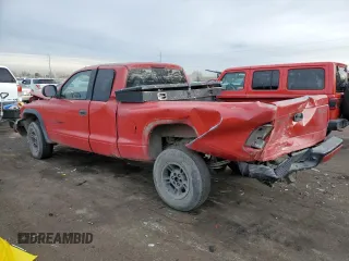1998 Dodge Dakota SLT with VIN 1B7GG22Y5WS699664, listed as a Copart auction lot 84112654 with 268,517 mi miles and Salvage Title. Bid and sale history available at carsss.com. Image 2.