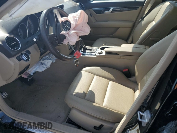 2013 Mercedes-Benz C 350 with VIN WDDGF8JB7DA839208, listed as a Copart auction lot 62514495 with 143,844 mi miles and Salvage title. Bid and sale history available at DreamBid. Image 7.