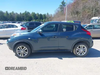 2013 Nissan Juke S with VIN JN8AF5MR2DT220192, listed as a IAAI auction lot 42114431 with 200,651 mi miles. Bid and sale history available at carsss.com. Image 12.