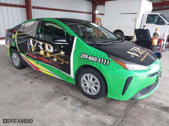 2019 Toyota Prius L Eco with VIN JTDKARFU8K3095428, listed as a IAAI auction lot 41804331 with 154,877 mi miles. Bid and sale history available at carsss.com. Image 1.