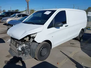 2019 Mercedes-Benz Metris Cargo z VIN WD3PG2EAXK3530575, wystawiony jako IAAI lot #41813709 z przebiegiem 136 174 mil mil oraz . Historia ofert i sprzedaży dostępna na DreamBid. Obrazek 19.