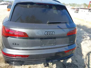 2024 Audi Q5 S line Prestige with VIN WA1FAAFY5R2112458, listed as a IAAI auction lot 41395353 with 10,801 mi miles and . Bid and sale history available at DreamBid. Image 17.