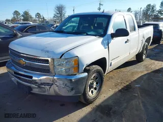 2013 Chevrolet Silverado 1500 LT with VIN 1GCRCSEA4DZ325537, listed as a IAAI auction lot 41405635 with 182,285 mi miles. Bid and sale history available at carsss.com. Image 17.
