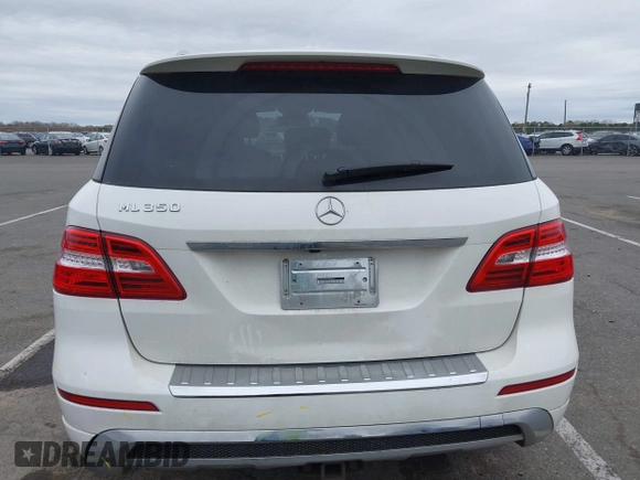 2014 Mercedes-Benz M 350 with VIN 4JGDA5JB2EA282733, listed as a IAAI auction lot 42070426 with 148,513 mi miles and . Bid and sale history available at DreamBid. Image 19.