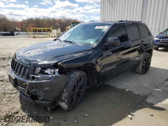 2014 Jeep Grand Cherokee Limited with VIN 1C4RJFBG1EC482159, listed as a Copart auction lot 52017095 with 86,471 mi miles and Salvage Title. Bid and sale history available at DreamBid. Image 1.