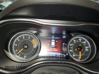 2020 Jeep Cherokee Limited z VIN 1C4PJMDX3LD506932, wystawiony jako Copart lot #59490495 z przebiegiem 37 759 mil mil oraz Szkoda całkowita • Salvage title. Historia ofert i sprzedaży dostępna na DreamBid. Obrazek 9.