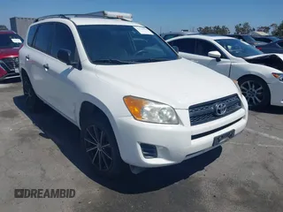 2010 Toyota RAV4 с VIN 2T3KF4DV3AW029039, выставлен на аукционе IAAI как лот 42510050 с пробегом 80 716 миль миль и . История ставок и продаж доступна на DreamBid. Изображение 1.