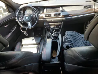 2016 BMW 5 Series GT 550i xDrive with VIN WBA5M0C54GD085233, listed as a Copart auction lot 59881354 with Not Provided miles and Clean Title. Bid and sale history available at carsss.com. Image 8.