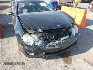 2007 Mercedes-Benz SL 550 с VIN WDBSK71F27F132696, выставлен на аукционе IAAI как лот 42053879 с пробегом 115 093 миль миль и . История ставок и продаж доступна на DreamBid. Изображение 6.