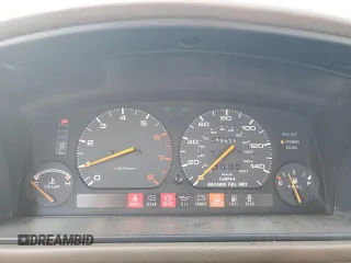 1992 Mazda 626 z VIN 1YVGD22B5N5212605, wystawiony jako Copart lot #74945704 z przebiegiem 99 659 mil mil oraz Tytuł czysty. Historia ofert i sprzedaży dostępna na DreamBid. Obrazek 9.