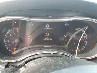 2015 Jeep Grand Cherokee Altitude with VIN 1C4RJEAGXFC131585, listed as a Copart auction lot 55092315 with 182,204 mi miles and Clean Title. Bid and sale history available at carsss.com. Image 9.
