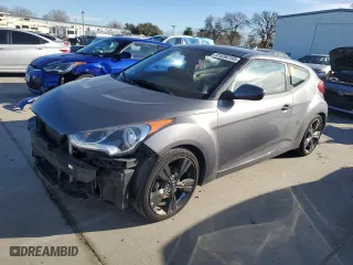 2016 Hyundai Veloster with VIN KMHTC6AD3GU254003, listed as a Copart auction lot 41656195 with 136,384 mi miles and Salvage Title. Bid and sale history available at carsss.com. Image 1.