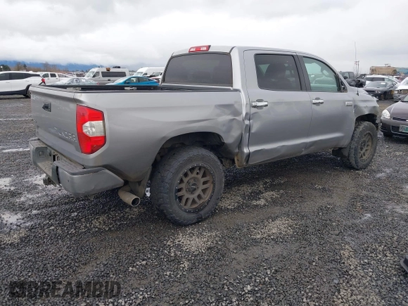 2017 Toyota Tundra Platinum z VIN 5TFAY5F12HX666144, wystawiony jako IAAI lot #41576751 z przebiegiem 131 514 mil mil oraz . Historia ofert i sprzedaży dostępna na DreamBid. Obrazek 4.