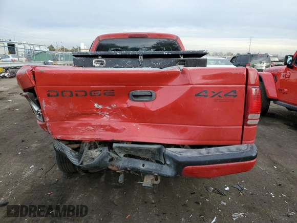 1998 Dodge Dakota SLT with VIN 1B7GG22Y5WS699664, listed as a Copart auction lot 84112654 with 268,517 mi miles and Salvage Title. Bid and sale history available at carsss.com. Image 6.