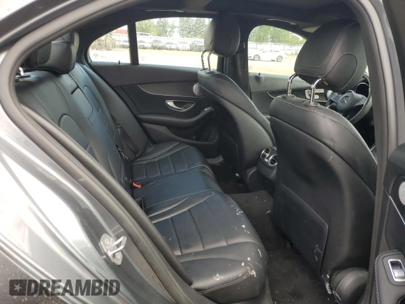 2018 Mercedes-Benz C 300 with VIN 55SWF4KB4JU275029, listed as a Copart auction lot 60671925 with 86,508 mi miles and Salvage title. Bid and sale history available at DreamBid. Image 10.