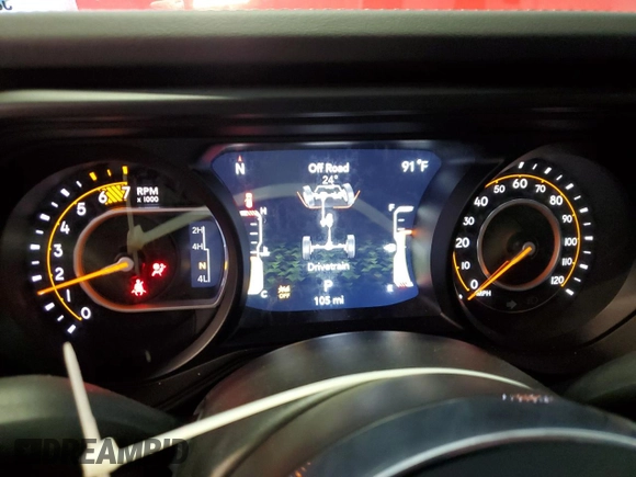 2025 Jeep Wrangler Sahara with VIN 1C4PJXEN0SW589298, listed as a Copart auction lot 61721585 with 105 mi miles and Clean title. Bid and sale history available at DreamBid. Image 9.