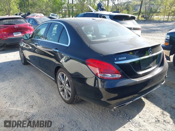 2018 Mercedes-Benz C 300 with VIN 55SWF4JB0JU235841, listed as a IAAI auction lot 42041362 with 51,010 mi miles and . Bid and sale history available at carsss.com. Image 3.