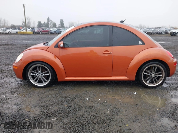 2010 Volkswagen Beetle with VIN 3VWRG3AG3AM024689, listed as a IAAI auction lot 41037756 with 102,180 mi miles and . Bid and sale history available at DreamBid. Image 14.