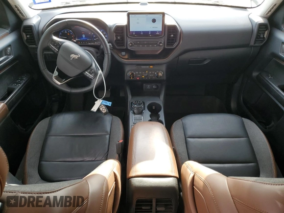 2022 Ford Bronco Sport Outer Banks with VIN 3FMCR9C65NRD59788, listed as a Copart auction lot 54941435 with 59,184 mi miles and Salvage title. Bid and sale history available at DreamBid. Image 8.