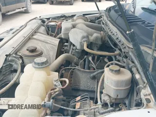 2019 Ford F-250 XL z VIN 1FT7X2B65KEG78174, wystawiony jako IAAI lot #42832696 z przebiegiem 147 261 mil mil oraz . Historia ofert i sprzedaży dostępna na DreamBid. Obrazek 18.