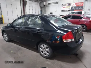 2008 Kia Spectra EX z VIN KNAFE121X85528311, wystawiony jako IAAI lot #42279299 z przebiegiem 123 965 mil mil oraz . Historia ofert i sprzedaży dostępna na DreamBid. Obrazek 3.
