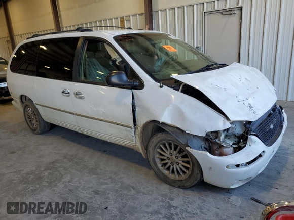 2000 Chrysler Town & Country LXi with VIN 1C4GP54L8YB549019, listed as a Copart auction lot 49186805 with 186,815 mi miles and Salvage Title. Bid and sale history available at carsss.com. Image 4.