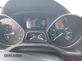 2016 Ford Escape Titanium z VIN 1FMCU9J90GUC76504, wystawiony jako IAAI lot #42552851 z przebiegiem 89 570 mil mil oraz . Historia ofert i sprzedaży dostępna na DreamBid. Obrazek 7.