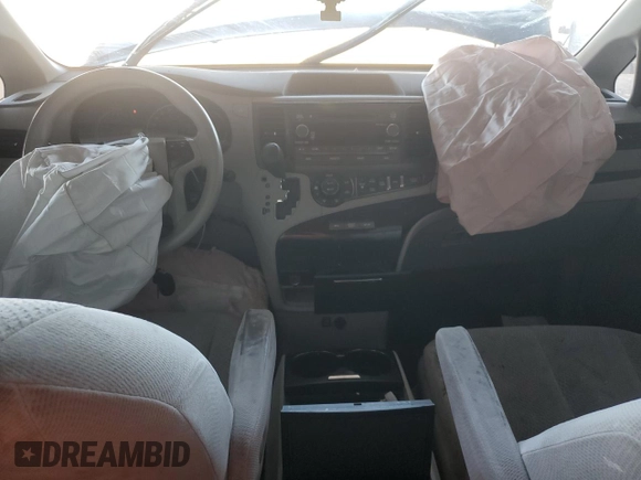 2014 Toyota Sienna LE AAS with VIN 5TDKK3DC3ES406304, listed as a Copart auction lot 54184135 with 164,658 mi miles and Salvage Title. Bid and sale history available at DreamBid. Image 8.