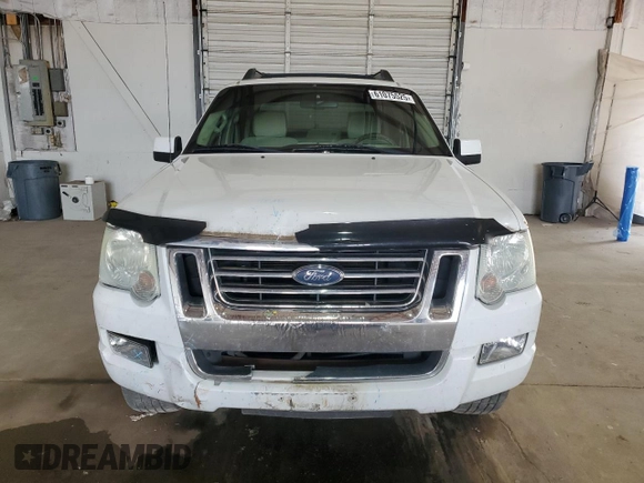 2007 Ford Explorer Sport Trac Limited с VIN 1FMEU53K57UA24202, выставлен на аукционе Copart как лот 61075525 с пробегом 179 277 миль миль и Списание • Salvage title. История ставок и продаж доступна на DreamBid. Изображение 5.