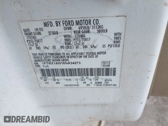 2006 Ford F-150 STX with VIN 1FTRX14W16NA34273, listed as a IAAI auction lot 41732061 with 1 mi miles. Bid and sale history available at carsss.com. Image 9.