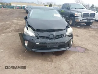 2013 Toyota Prius One with VIN JTDKN3DU6D5609983, listed as a IAAI auction lot 41929769 with 147,987 mi miles. Bid and sale history available at carsss.com. Image 6.