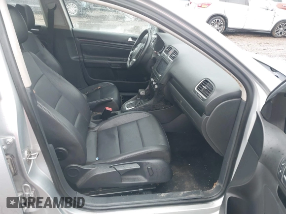 2011 Volkswagen Jetta TDI z VIN 3VWPL7AJ9BM649315, wystawiony jako IAAI lot #41908354 z przebiegiem 133 021 mil mil oraz . Historia ofert i sprzedaży dostępna na DreamBid. Obrazek 5.
