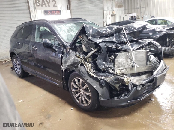 2019 Cadillac XT4 FWD Sport with VIN 1GYFZER48KF189316, listed as a Copart auction lot 89083345 with 36,776 mi miles and Salvage Title. Bid and sale history available at carsss.com. Image 4.