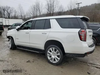 2022 Chevrolet Tahoe High Country with VIN 1GNSKTKLXNR341122, listed as a Copart auction lot 42952145 with 30,802 mi miles and Salvage Title. Bid and sale history available at carsss.com. Image 2.
