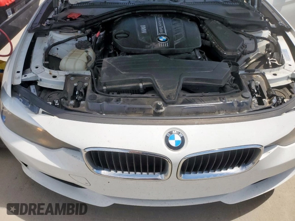 2014 BMW 3 Series 328d z VIN WBA3D3C57EF099105, wystawiony jako Copart lot #63044005 z przebiegiem 138 543 mil mil oraz Czysty tytuł • Clean title. Historia ofert i sprzedaży dostępna na DreamBid. Obrazek 11.