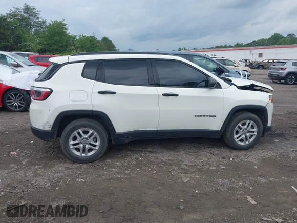 2018 Jeep Compass Sport с VIN 3C4NJCAB4JT250799, выставлен на аукционе IAAI как лот 42092922 с пробегом 91 073 миль миль и . История ставок и продаж доступна на DreamBid. Изображение 13.