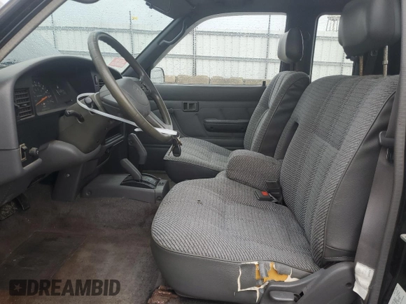 1994 Toyota Pickup DX with VIN 4TAVN13D0RZ292555, listed as a Copart auction lot 86992414 with 103,946 mi miles and Clean title. Bid and sale history available at DreamBid. Image 7.