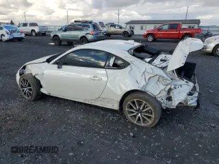 2023 Toyota GR86 with VIN JF1ZNBC17P8755222, listed as a Copart auction lot 81118994 with 0 mi miles and Salvage Title. Bid and sale history available at carsss.com. Image 2.