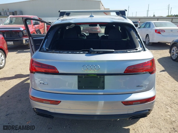 2025 Audi Q5 S line Premium with VIN WA1GAAFY0S2026775, listed as a IAAI auction lot 41866254 with 8,730 mi miles. Bid and sale history available at carsss.com. Image 6.