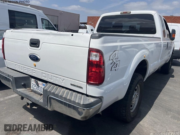 2011 Ford F-250 XL с VIN 1FT7X2B63BEC95088, выставлен на аукционе IAAI как лот 42619750 с пробегом 306 174 миль миль и . История ставок и продаж доступна на DreamBid. Изображение 2.