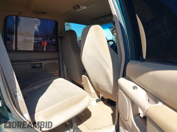 1999 Ford Explorer with VIN 1FMZU32X3XZA96716, listed as a IAAI auction lot 41650246 with 137,473 mi miles and . Bid and sale history available at DreamBid. Image 8.