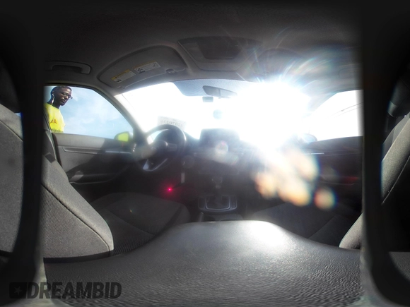 2021 Kia Seltos LX z VIN KNDEPCAAXM7136028, wystawiony jako IAAI lot #42070236 z przebiegiem 87 681 mil mil oraz . Historia ofert i sprzedaży dostępna na DreamBid. Obrazek 20.