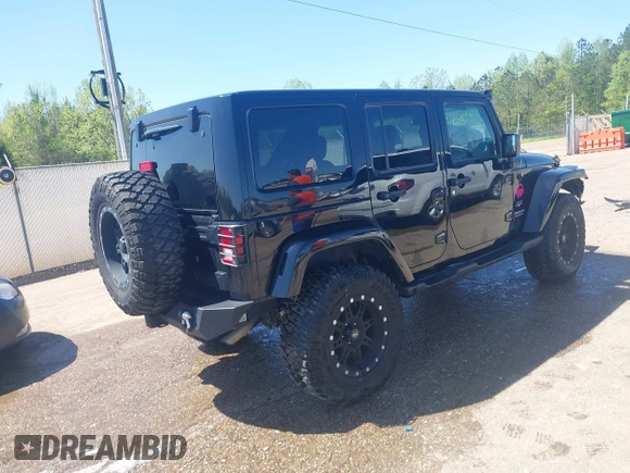 2017 Jeep Wrangler Unlimited Sahara with VIN 1C4BJWEG4HL637482, listed as a IAAI auction lot 41951349 with 76,030 mi miles. Bid and sale history available at carsss.com. Image 4.