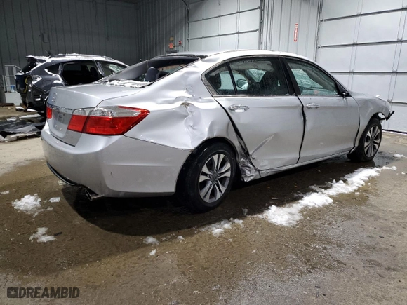 2014 Honda Accord Sedan LX with VIN 1HGCR2F32EA011679, listed as a Copart auction lot 44149315 with 60,672 mi miles and Salvage Title. Bid and sale history available at carsss.com. Image 3.