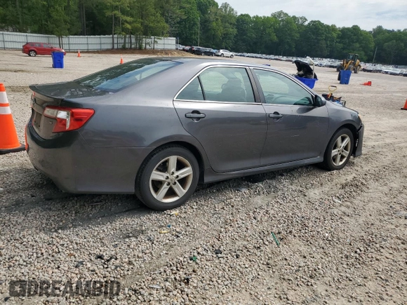 2014 Toyota Camry L with VIN 4T1BF1FK3EU333312, listed as a Copart auction lot 56418065 with 243,564 mi miles and Clean Title. Bid and sale history available at DreamBid. Image 3.