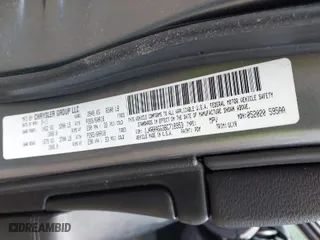 2011 Jeep Grand Cherokee Laredo with VIN 1J4RR4GG3BC718953, listed as a IAAI auction lot 39421353 with 1 mi miles. Bid and sale history available at carsss.com. Image 9.