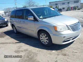 2012 Chrysler Town & Country Touring-L with VIN 2C4RC1CG7CR278689, listed as a IAAI auction lot 41996269 with 177,565 mi miles. Bid and sale history available at carsss.com. Image 1.